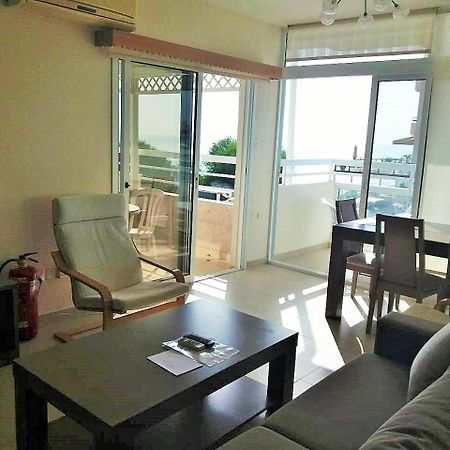 16 Sandy Beach Larnaca Buitenkant foto