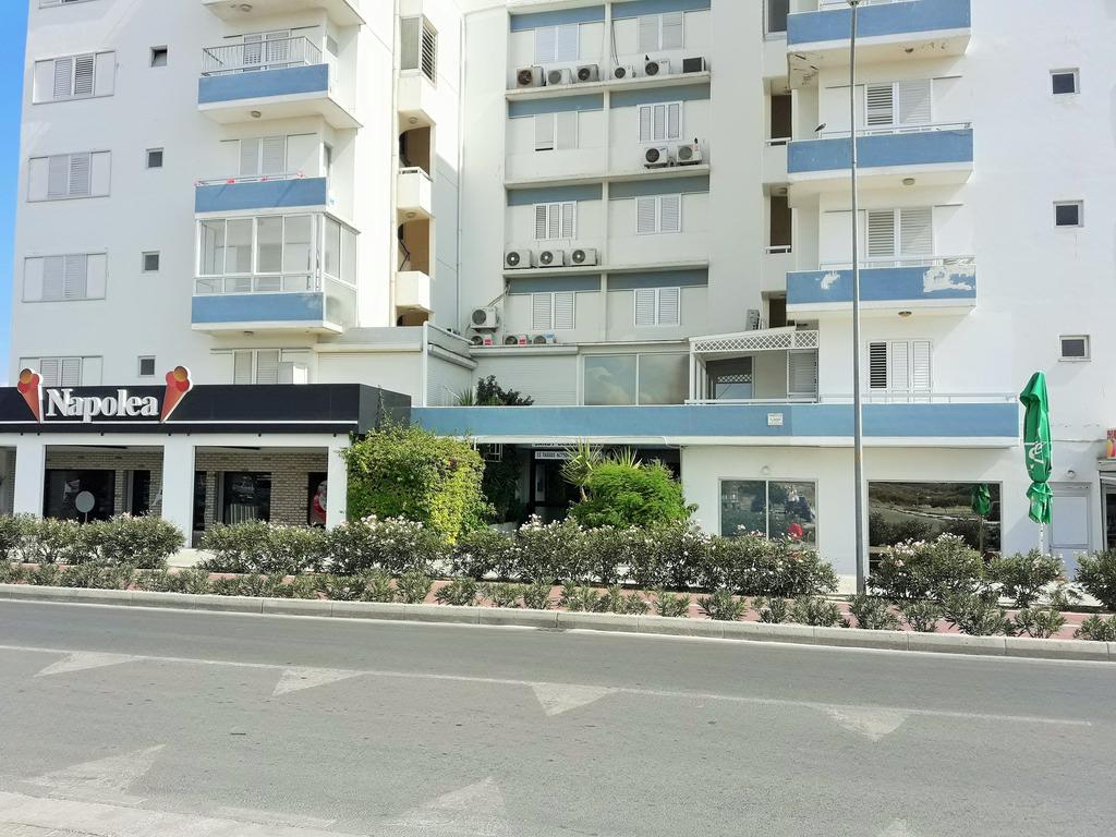 16 Sandy Beach Larnaca Buitenkant foto