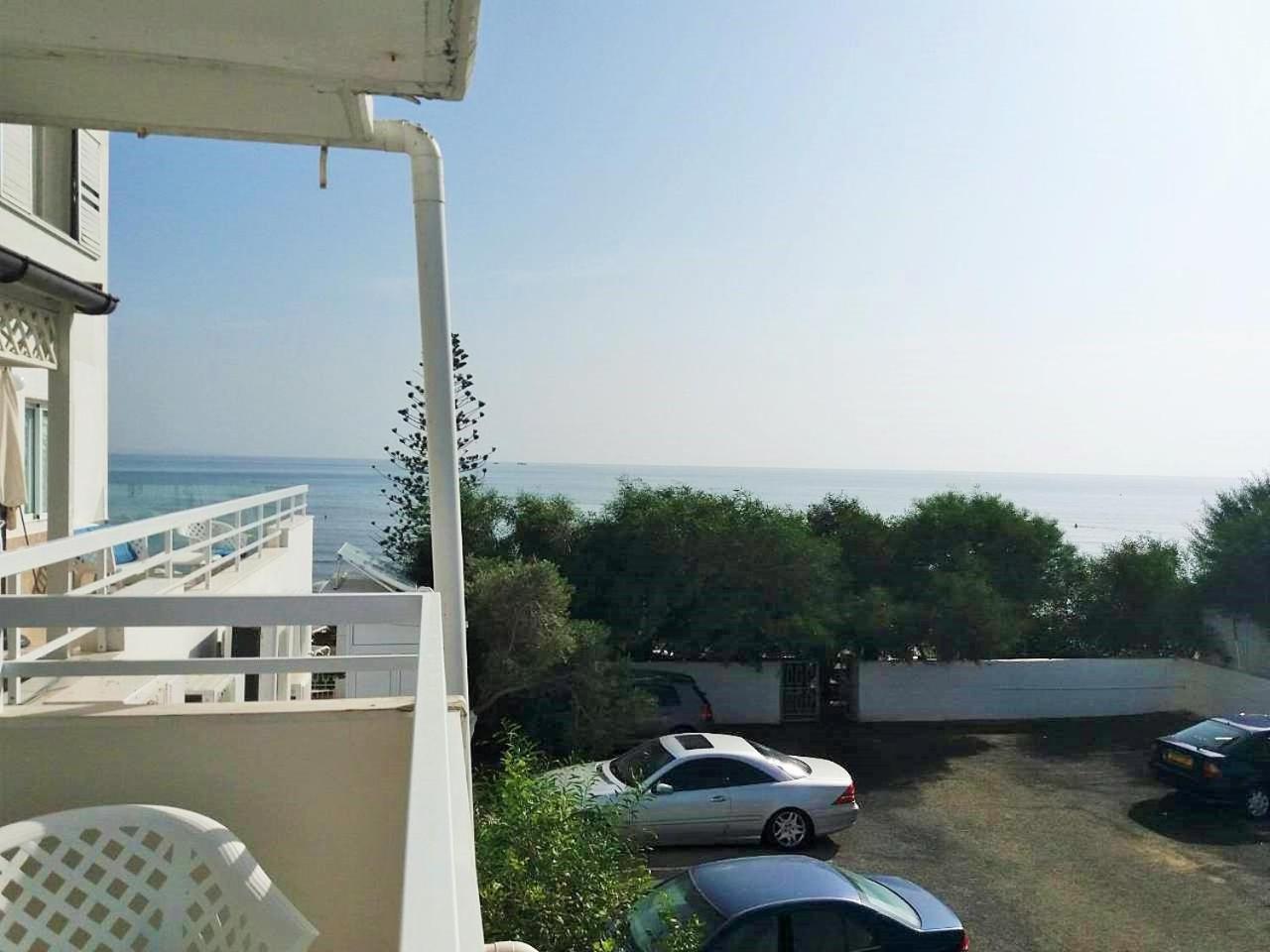 16 Sandy Beach Larnaca Buitenkant foto